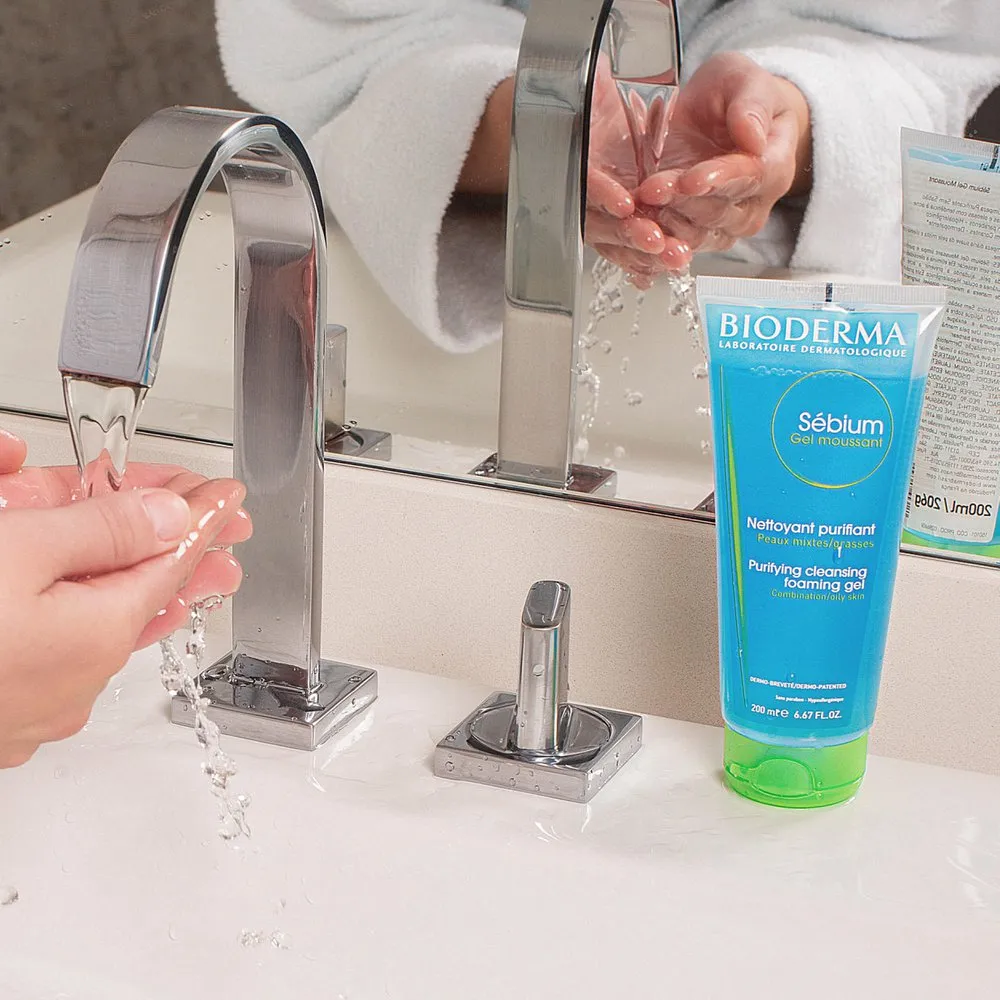Gel de Limpeza Facial Bioderma Sébium Gel Moussant Antioleosidade 200ml — foto 3