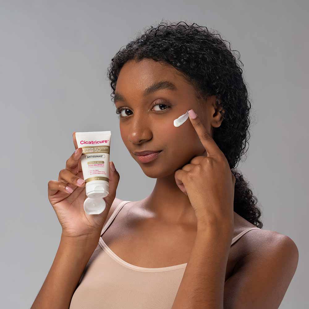 Protetor Solar Facial Cicatricure Antissinais FPS50 Efeito Matte 40g — foto 6